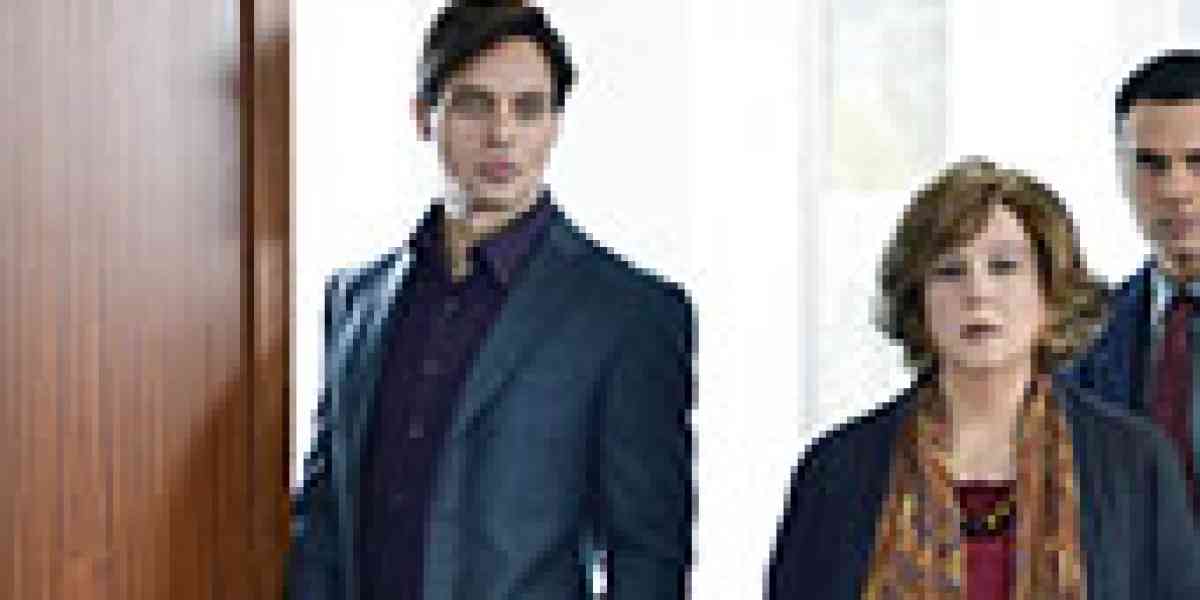 Povera Sandrelli, “mamma” di Garko...