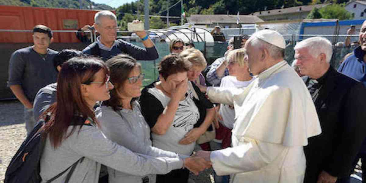 Terremoto, Il Papa incontra i sopravvissuti