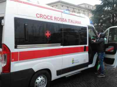 Una nuova ambulanza per la Croce Rossa