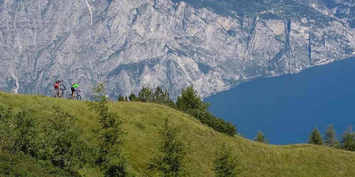 A piedi per i santuari del Garda