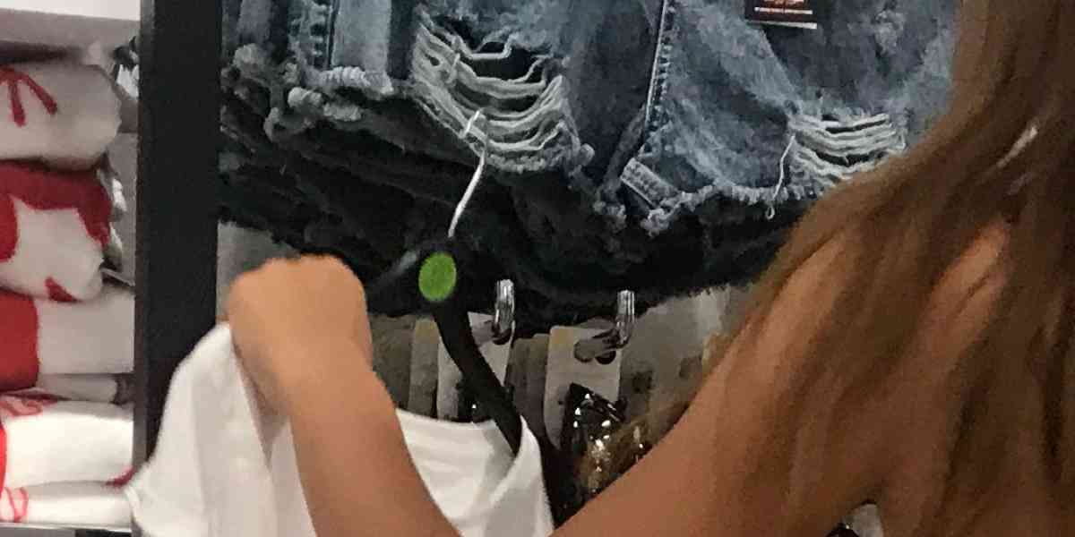Il commercio al tempo dei saldi
