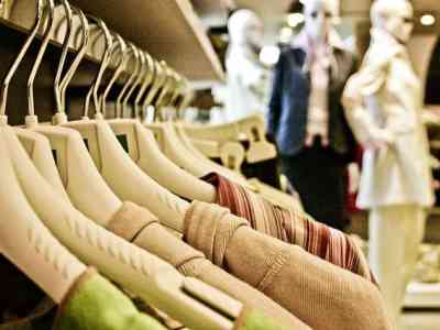 Le cinque regole "salva acquisti" per i consumatori