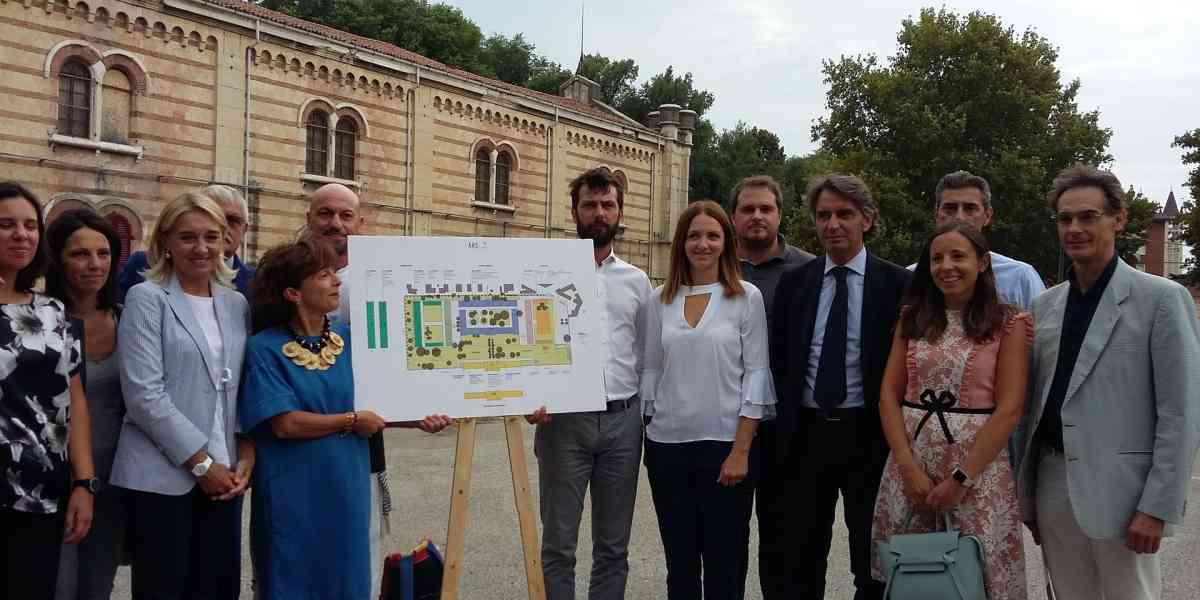 Un Arsenale di Arti, Relazioni, Scienze