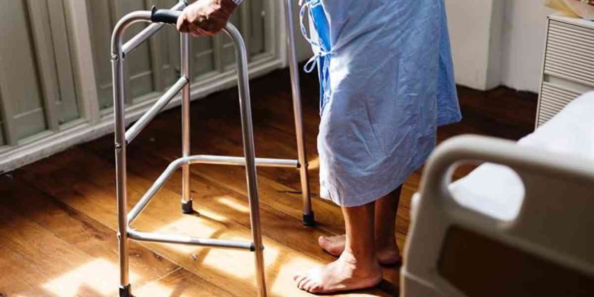 Assistenza anziani: dalla Regione riforma in stallo