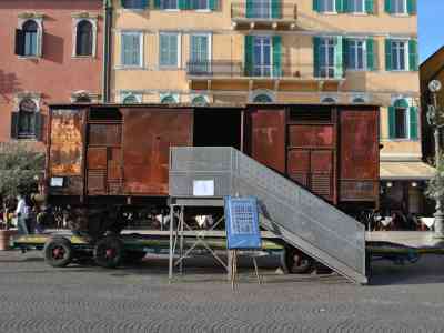 Quel carro che grida alla memoria