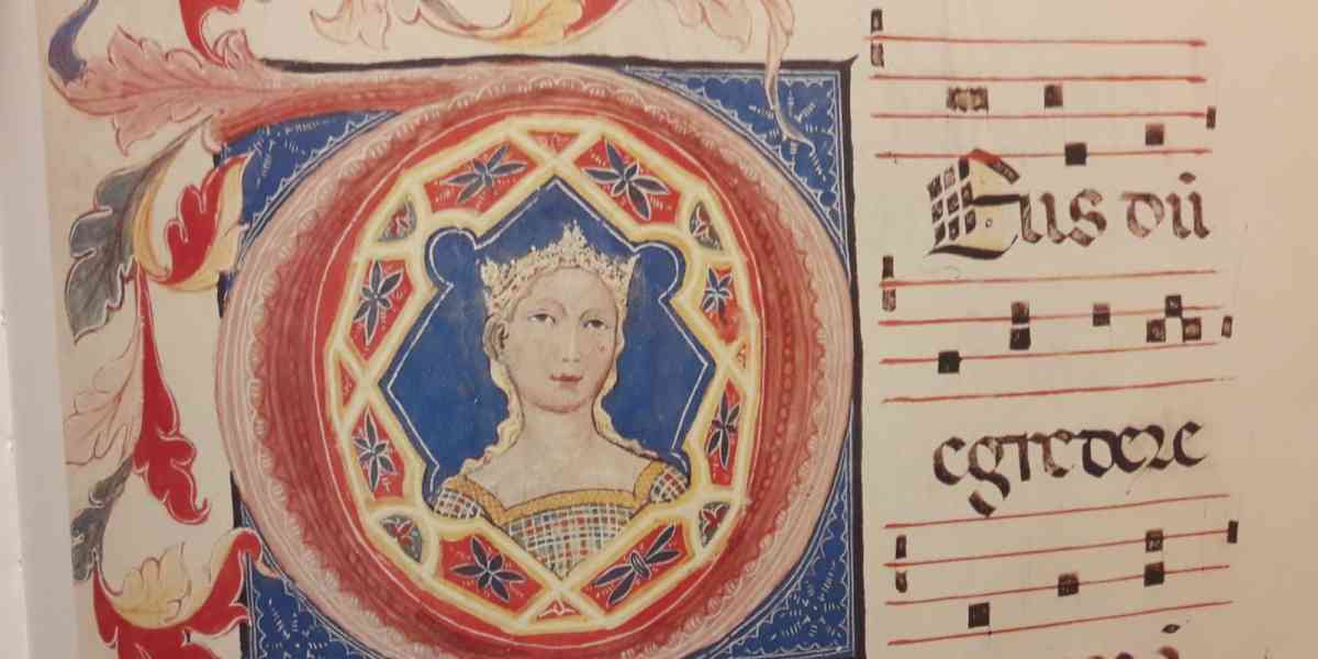 L'immagine della donna tra le pagine di antichi manoscritti