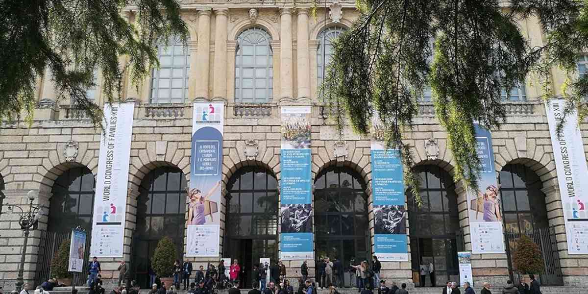 Aperto il 13º Congresso Mondiale delle famiglie
