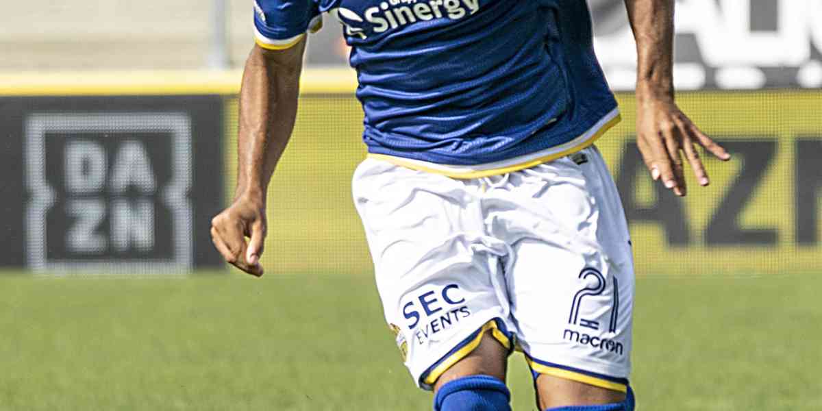 Hellas in vacanza, il Livorno ne approfitta: 2-3