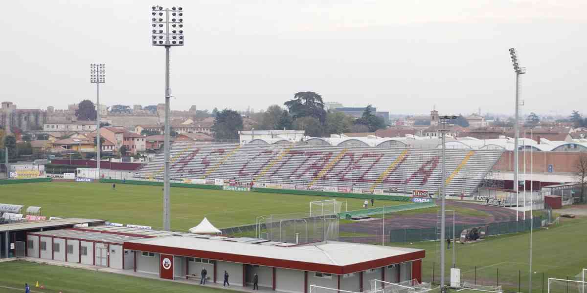 Hellas capitombolato e fuori dai play off