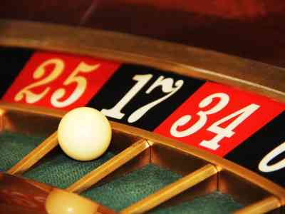 Primo Piano. Per carità, non fate il vostro gioco...