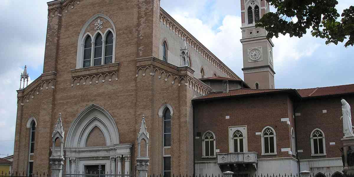 Santa Teresa di Tombetta. La festa patronale invita ad alzare lo sguardo verso il cielo