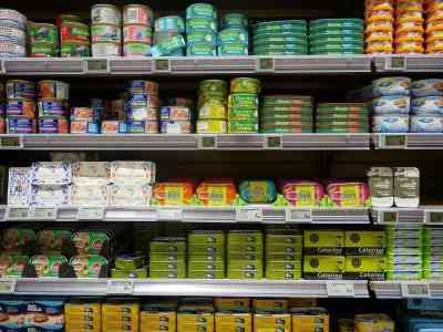 Nella lista della spesa segnare la voce "Colletta alimentare"