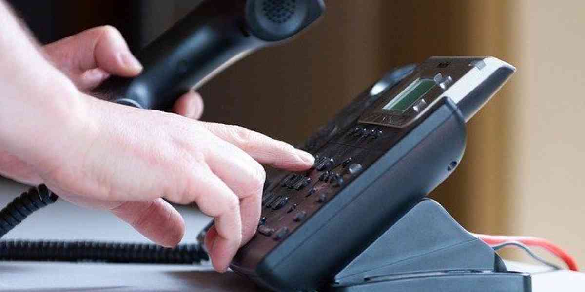 Assistenti sociali in ascolto per supportare la cittadinanza