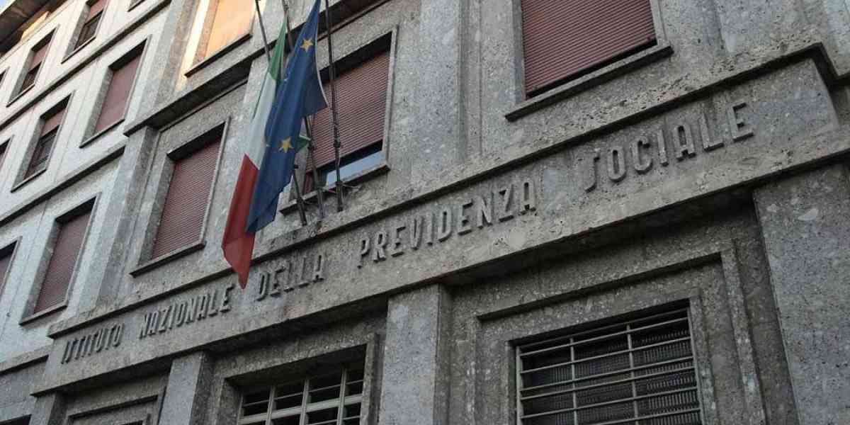 Una scure incombente
