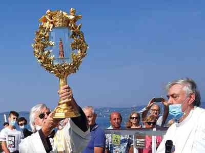 Peschiera del Garda. La benedizione del lago nel segno della Madonna