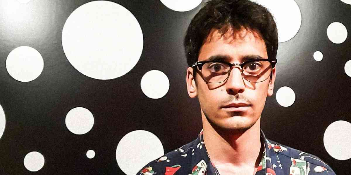 Una pezza ben cucita di una comicità raffinata