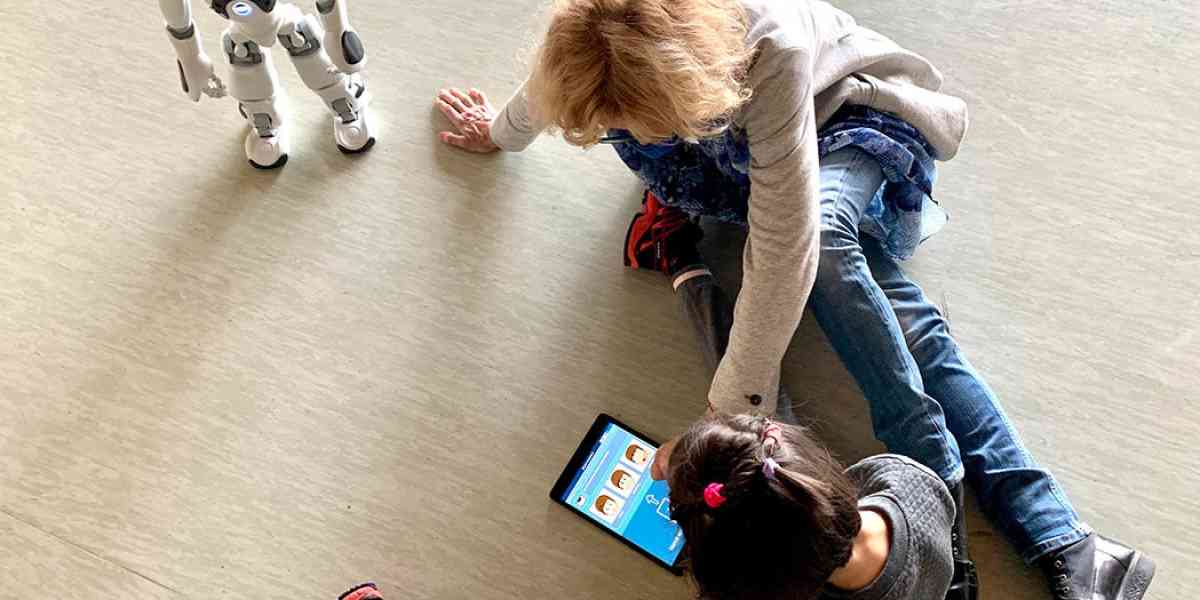 Bosco Chiesanuova. Un robot aiuta gli studenti autistici