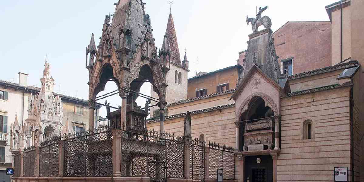 Santa Maria Antica. Un nuovo sussidio per conoscere le bellezze artistiche della chiesa