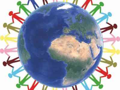La solidarietà, quel collante che aiuta gli uomini a essere migliori