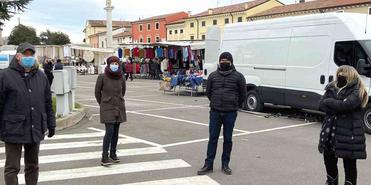 Zevio. Mercati di piazza: «Così chiudiamo i banchi»