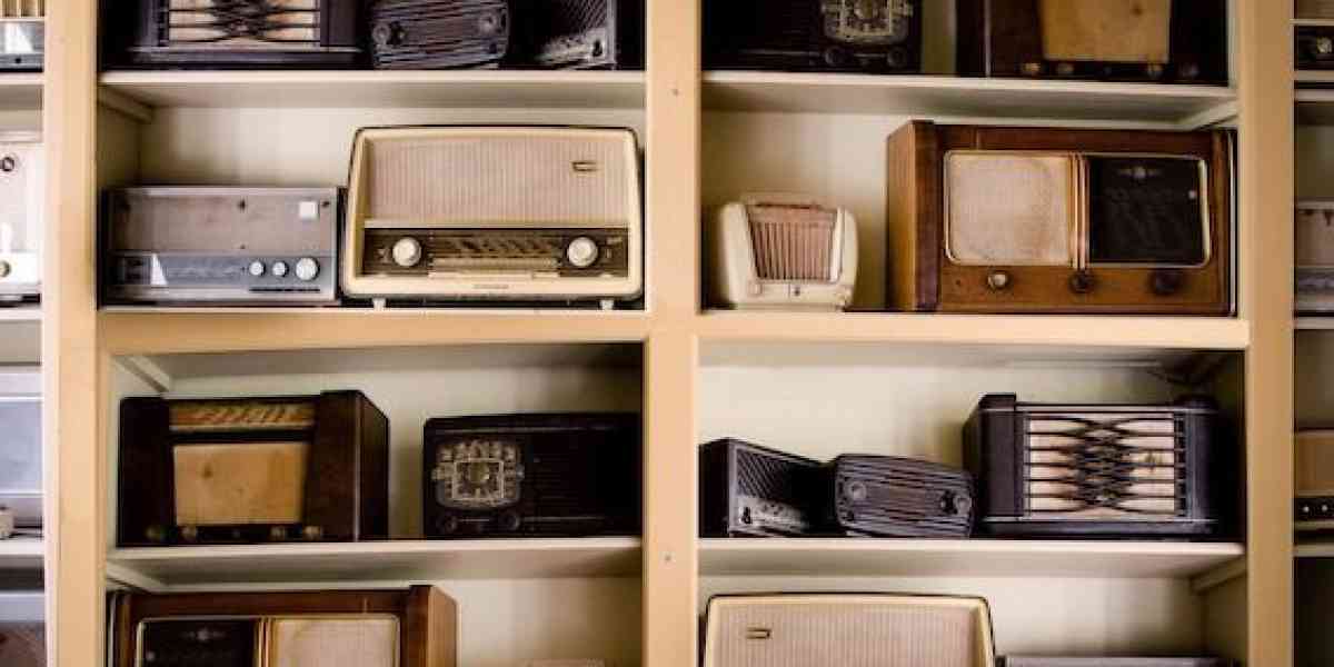 “Amo la radio perché arriva dalla gente entra e ci parla direttamente...”