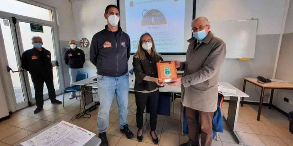 Croce Bianca. L’istituto professionale Sanmicheli ora è una scuola cardioprotetta