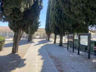 Al cimitero non c’è più posto e i Comuni s’ingegnano a recuperare nuovi spazi