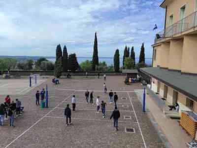Bardolino. Istituto Tusini, dai salesiani passaggio di testimone ai laici