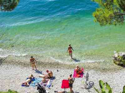 Bardolino. Acque del lago da Bandiera blu su tutta la sponda
