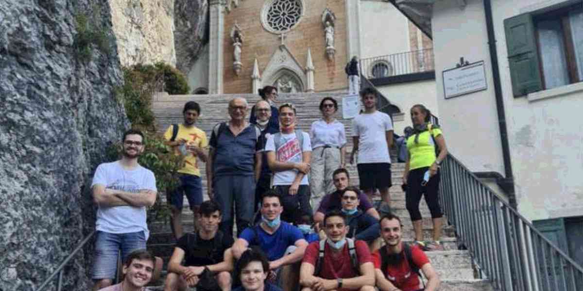 Il pellegrinaggio alla Corona segna la ripresa post-pandemia
