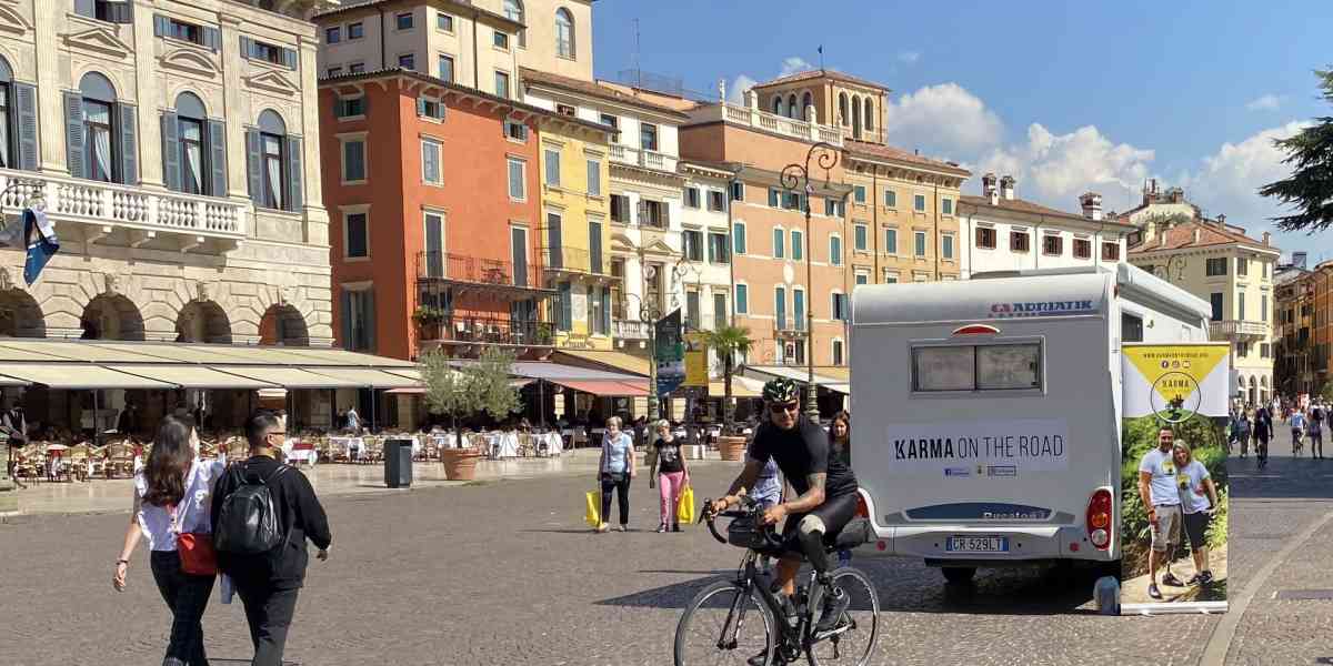 Il giro d'Italia di Luca: due ruote e una gamba