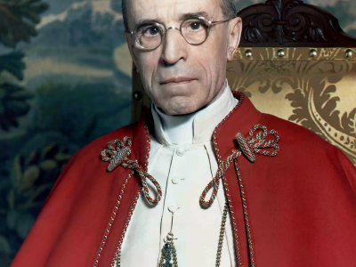Papa Pio XII e gli ebrei perseguitati: ecco la vera storia