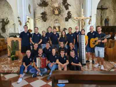 La Grotta di Lourdes trova il suo spazio grazie ai giovani