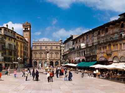 Finalmente scoperta l'acqua calda: a Verona si sta bene