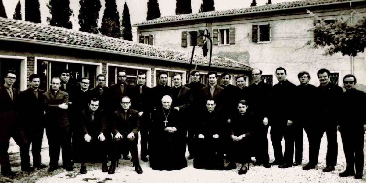 Cosa succede quando un prete (o un vescovo) compie 75 anni?