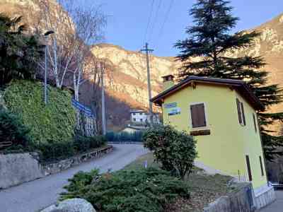 Nuovo infopoint ai piedi del Santuario della Madonna della Corona
