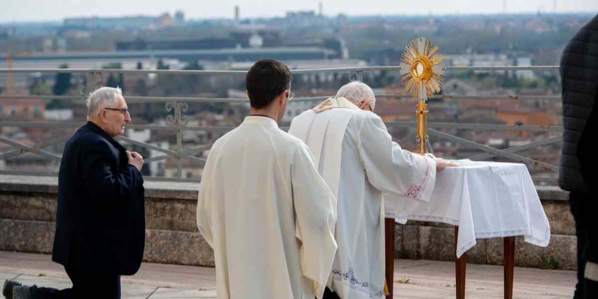 Mons. Zenti, tempo di bilanci: «La mia Verona grande e fragile»