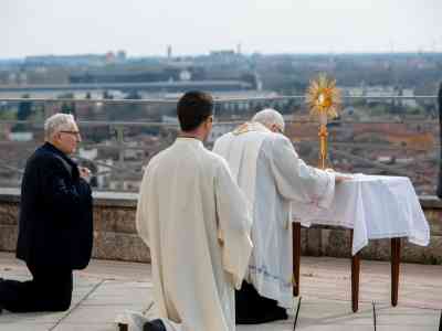 Mons. Zenti, tempo di bilanci: «La mia Verona grande e fragile»