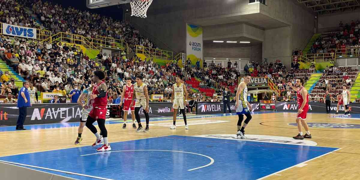 La Tezenis batte Pistoia ora la finale per la A