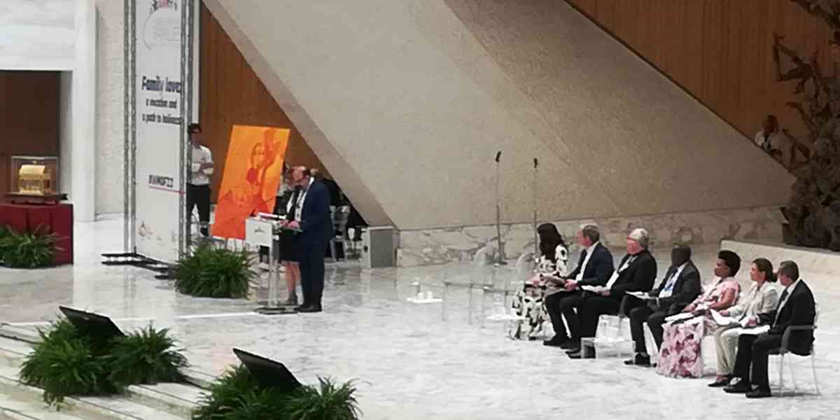 La gioia e le sfide di essere famiglia oggi