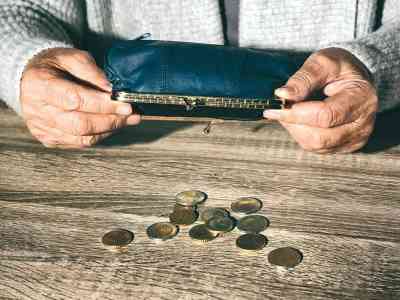 Aumenta tutto, anche il numero dei poveri