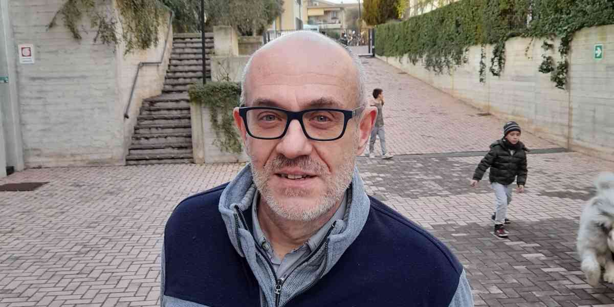 Il Garda bresciano con il Vescovo mostrando le molte luci e...