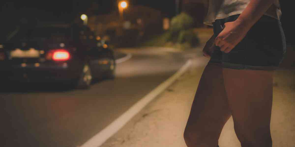 «Le schiave lungo le strade ora occultate da internet e case»