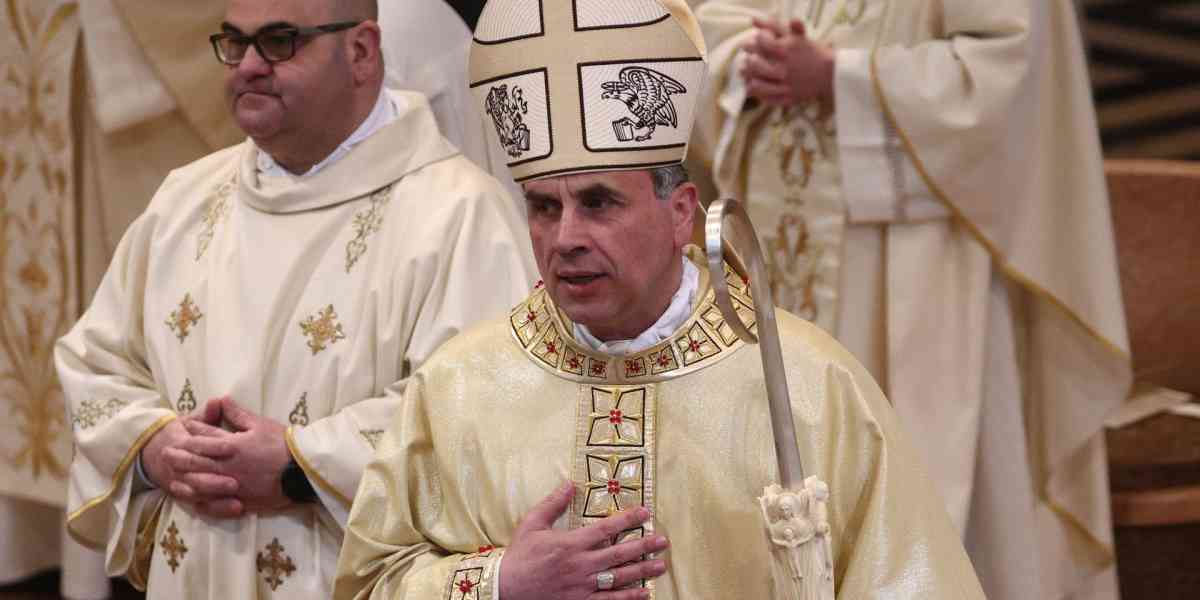 I riti della Pasqua col vescovo Domenico