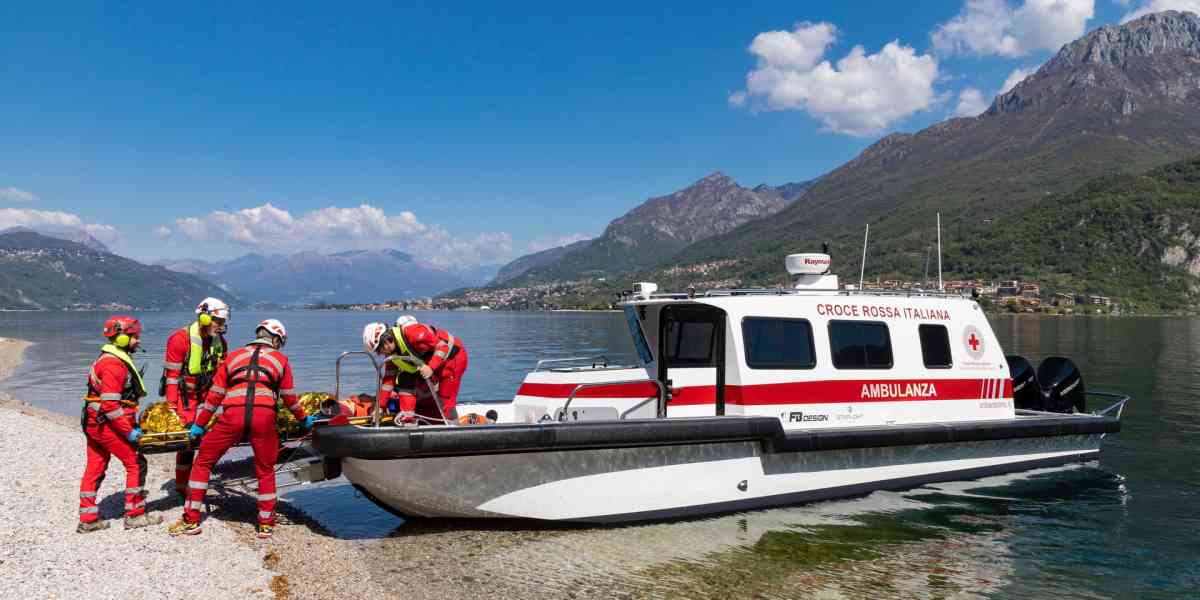 Una nuova idroambulanza per dare soccorso a tutta la riviera veronese