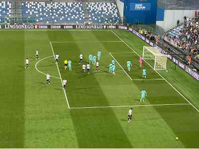 Il trionfo dell'Hellas: 3-1 allo Spezia e rimane in A