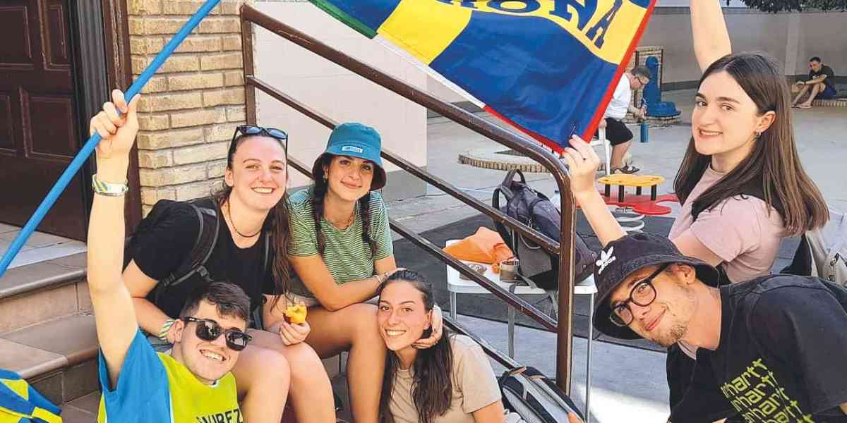 Lisbona si tinge di gialloblù