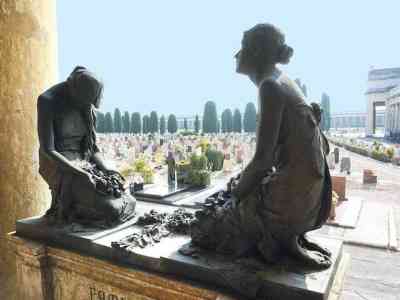 Ognissanti: il Vescovo celebra la Messa al Monumentale