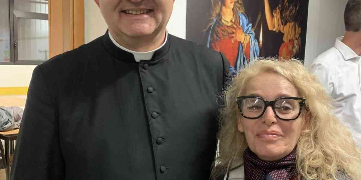 Il prete è un ostensorio: lui deve sparire per indicare Gesù