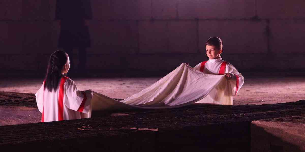 Molto partecipata la Via Crucis in Arena